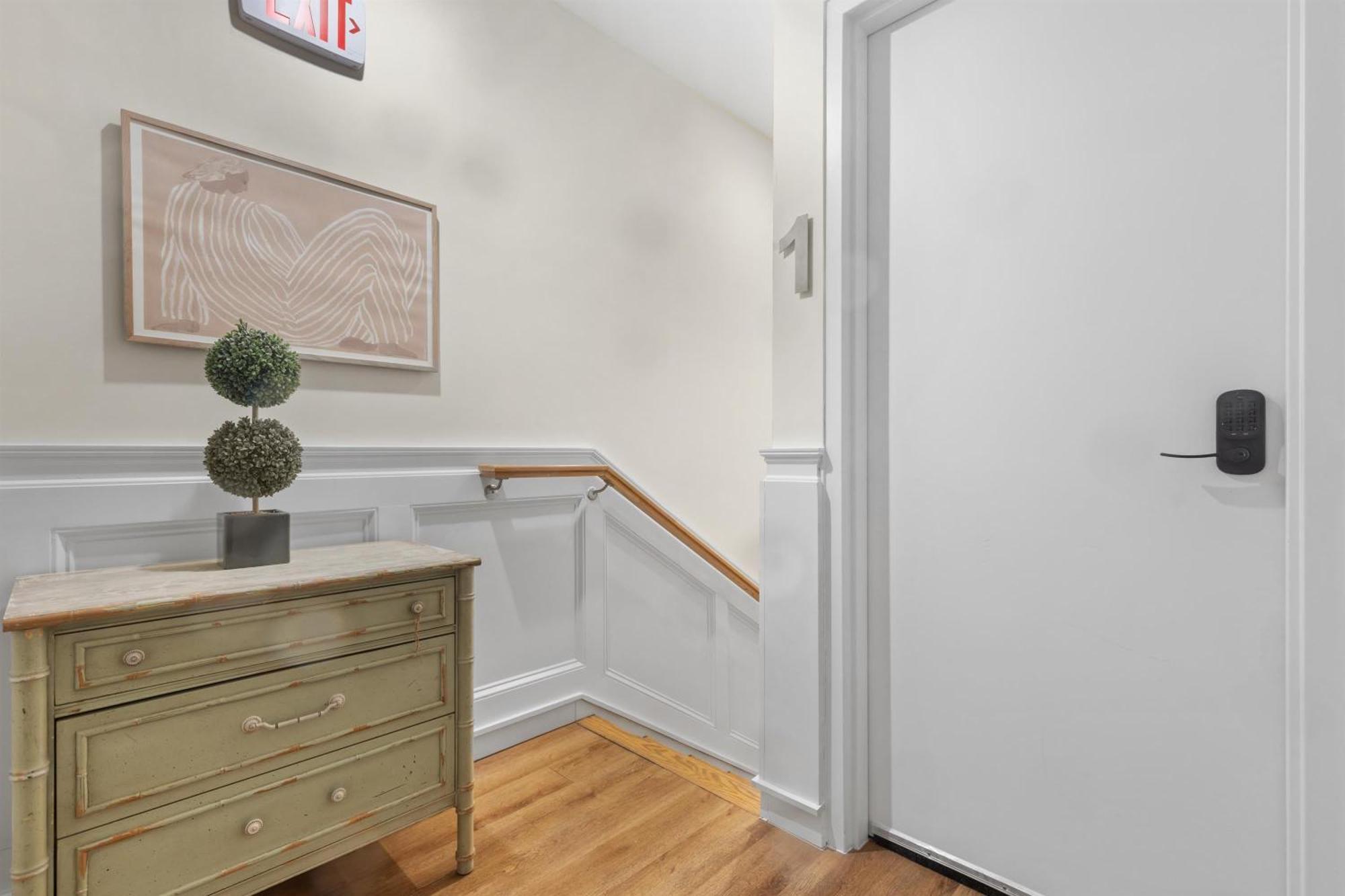 Lovely 1-BR Suite in the Heart of Adams Morgan واشنطن المظهر الخارجي الصورة