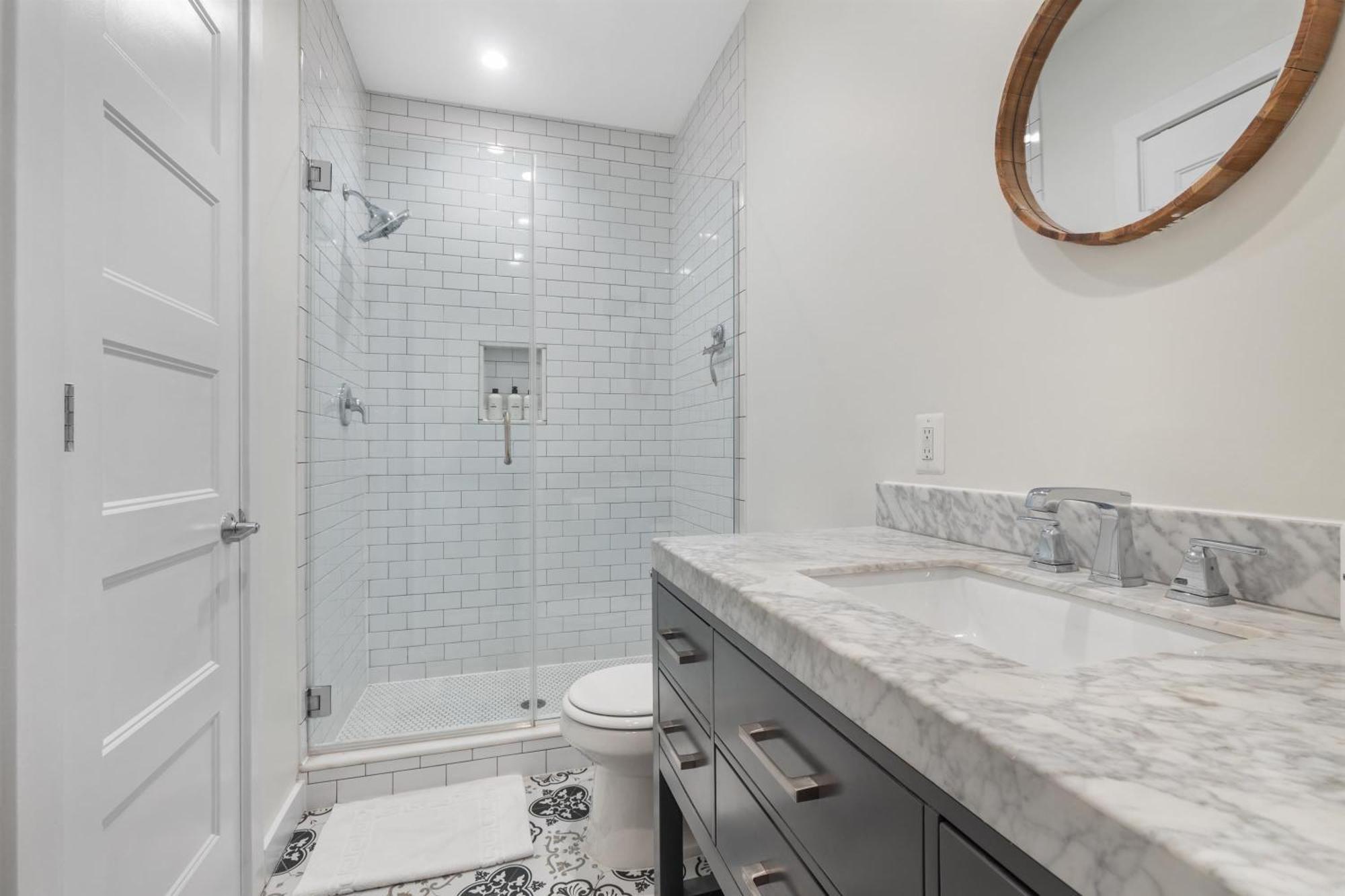 Lovely 1-BR Suite in the Heart of Adams Morgan واشنطن المظهر الخارجي الصورة